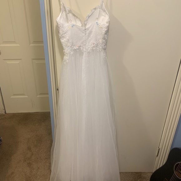 Baltic Born Celeste Tull Wedding Gown - Picture 3 of 7